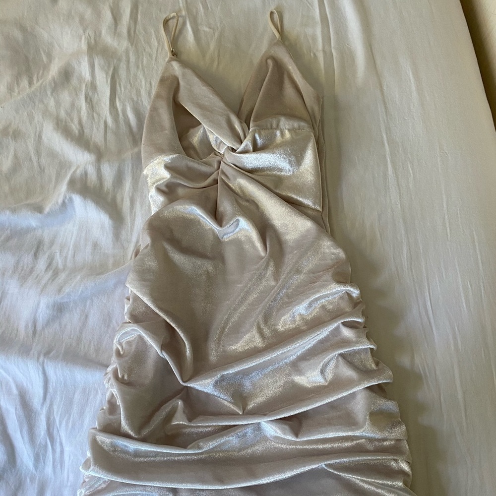 NWOT talia front twist velvet dress